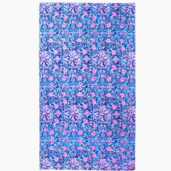 Brand New Lilly Pulitzer Beach Towel Blue Pery Taking It Easy - Picture 1 of 2